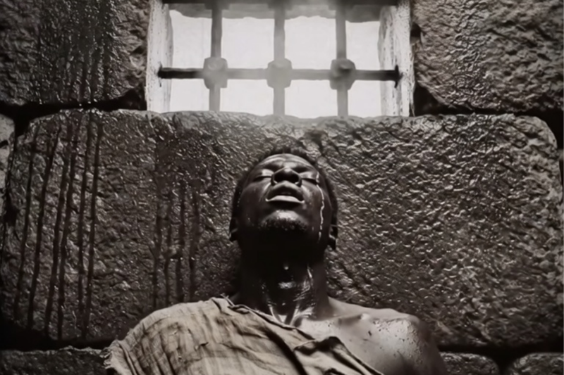 FLOORS MADE OF HUMAN SHIT: THE DISGUSTING DUNGEONS OF ELMINA WHERE PRISONERS BATHED IN THEIR OWN WASTE