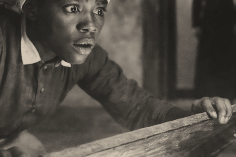 She Opened The Old Letter And Realized Every Word Predicted The Terrifying Moment Happening To Her Right Now