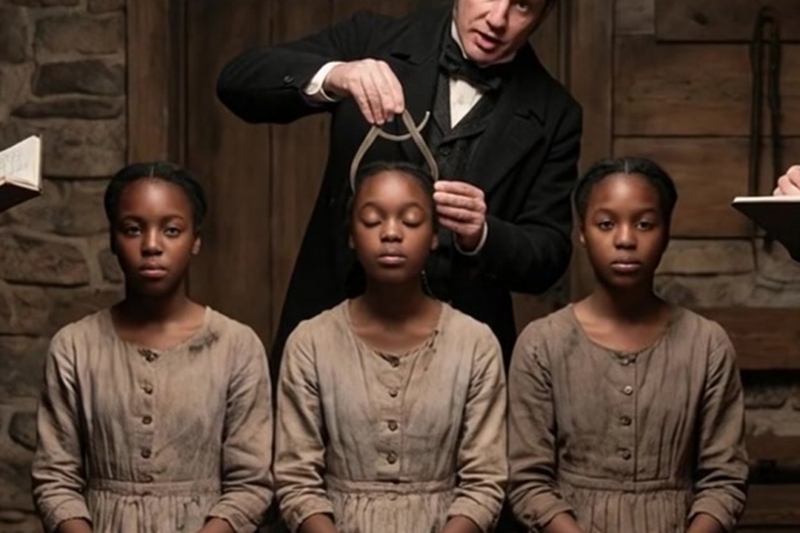 THE TRIPLETS WHO HUMMED WITH ONE SOUL — THE TERRIFYING HORROR OF HOLLOW CREEK PLANTATION 😱🪦